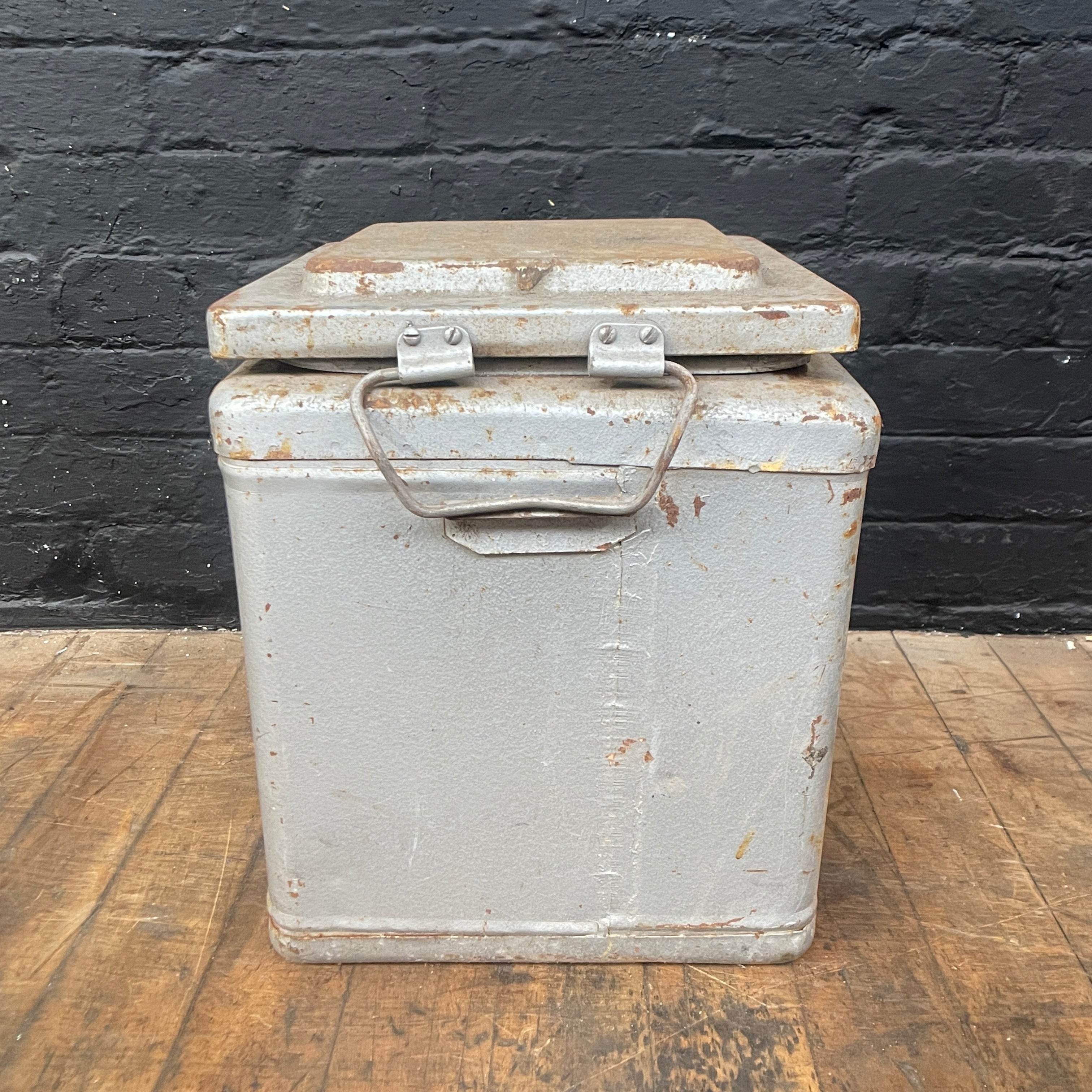 Industrial powerhouse props prop rental hire vintage movie film set dec carry case box boxes silver 1