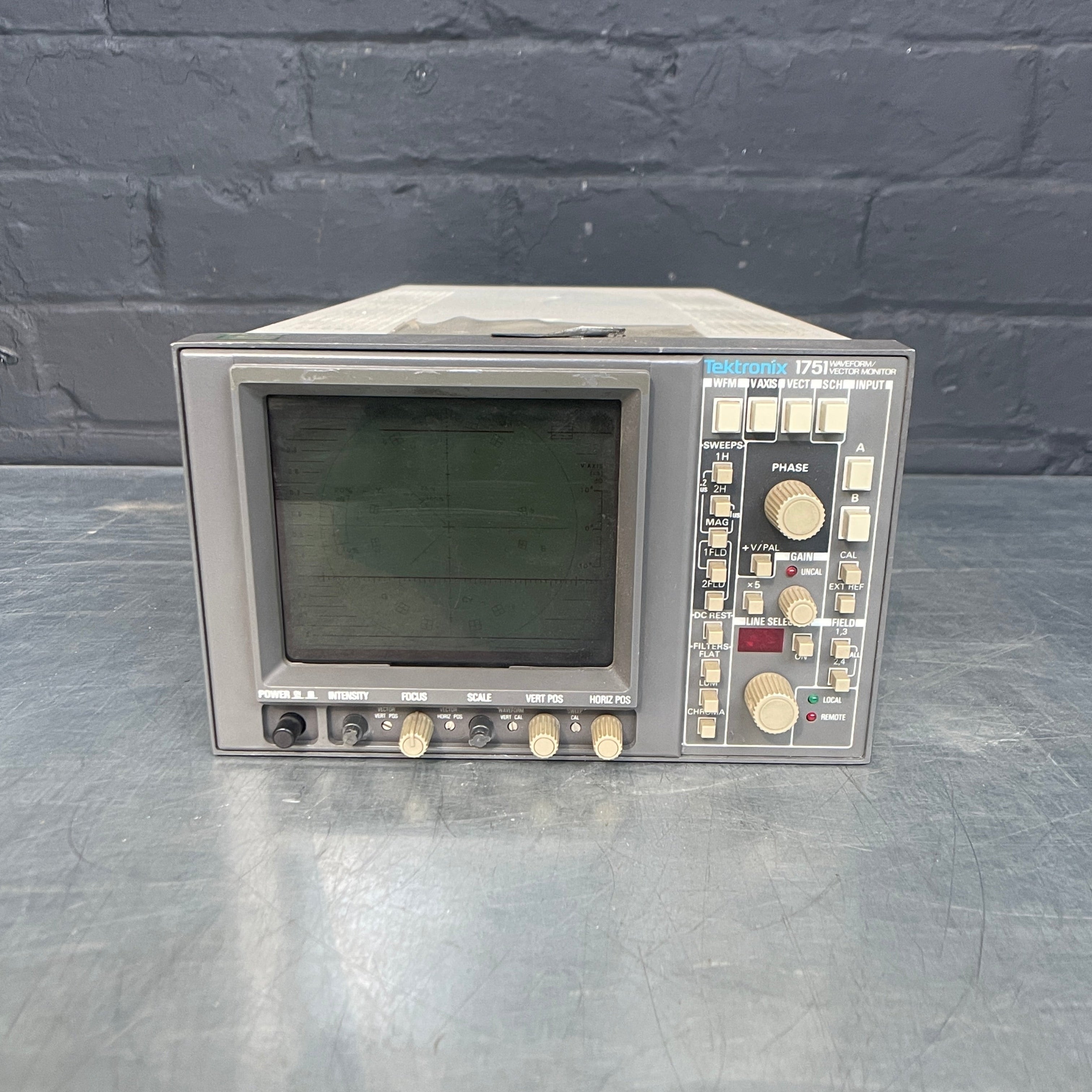 waveform vector monitor electrical scientific Industrial powerhouse props prop rental hire vintage movie film set dec