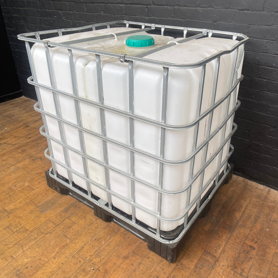 IBC liquid storage container Qty 7
