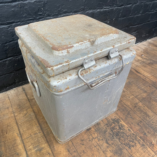 Heavy duty steel box Qty 1