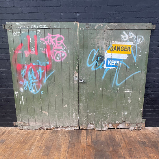 Pair of old doors Qty 1