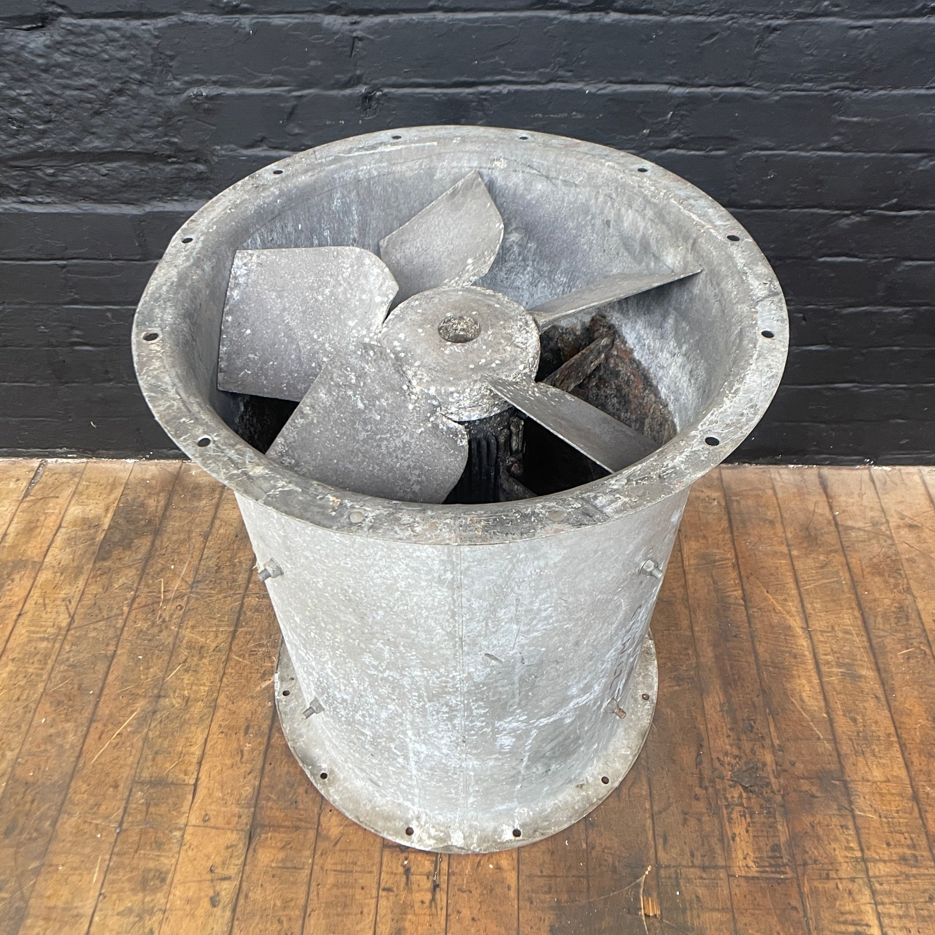 Extraction fan Qty 1 – Powerhouse Props