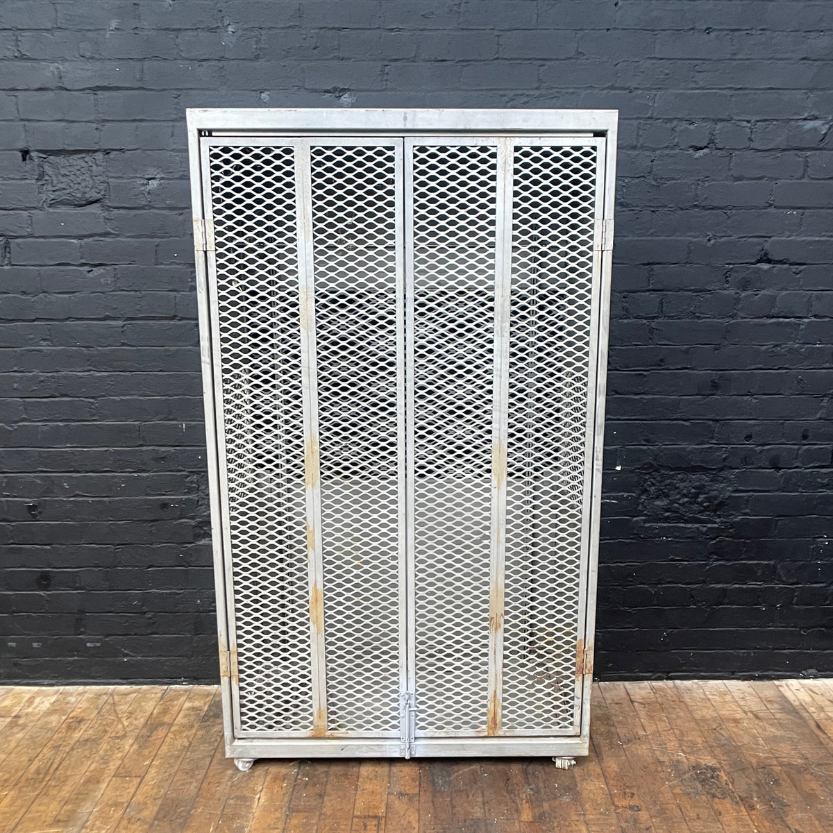 Mesh locker military cabinets Qty 3 – Powerhouse Props