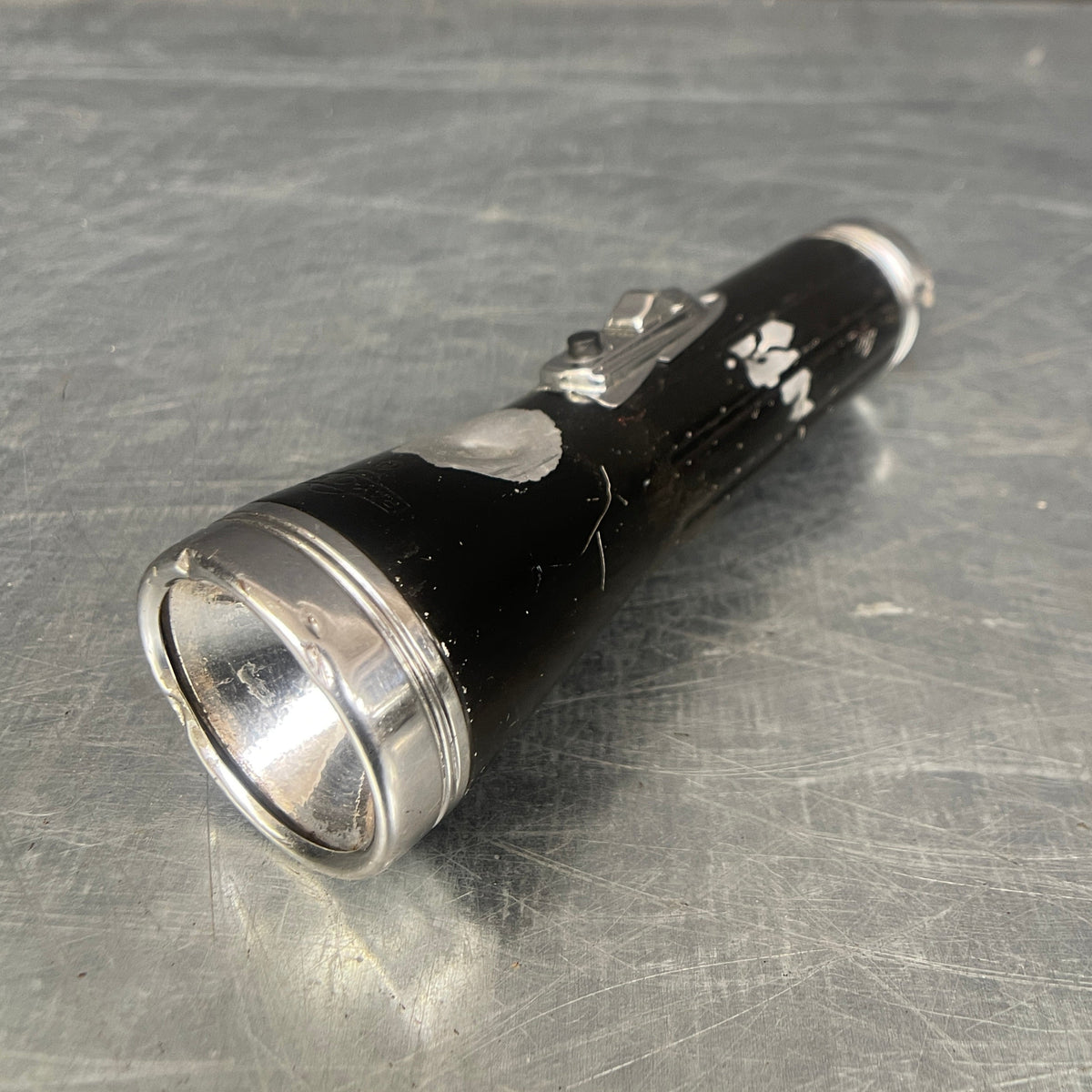 Ray-o-vac torch Qty 1 – Powerhouse Props