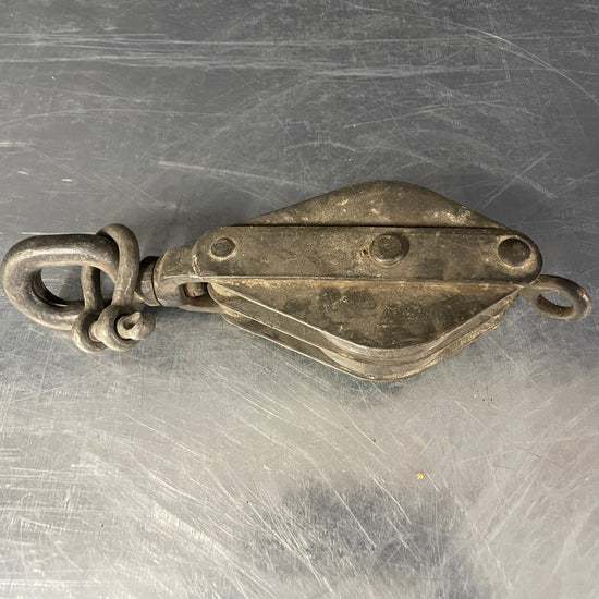 Pulley double Qty 1