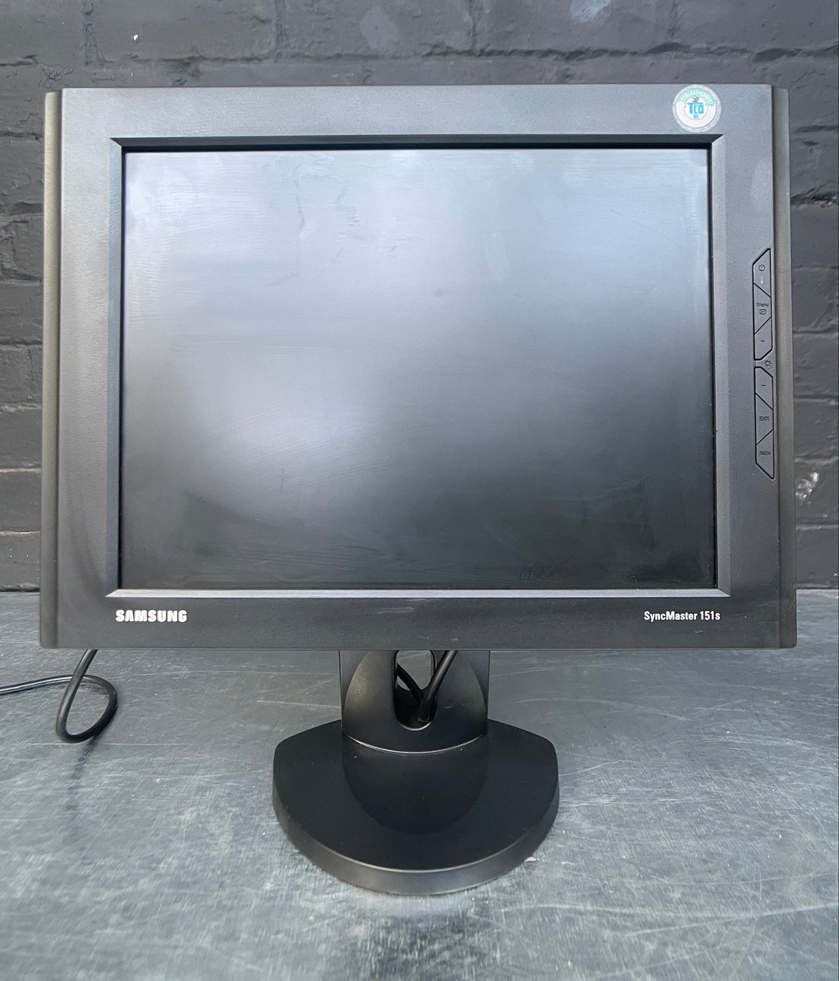 Computer Screen Prop Samsung computer monitor Qty 1 – Powerhouse Props