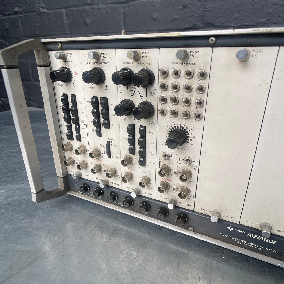 Electrical pulse generator Qty 1 – Powerhouse Props