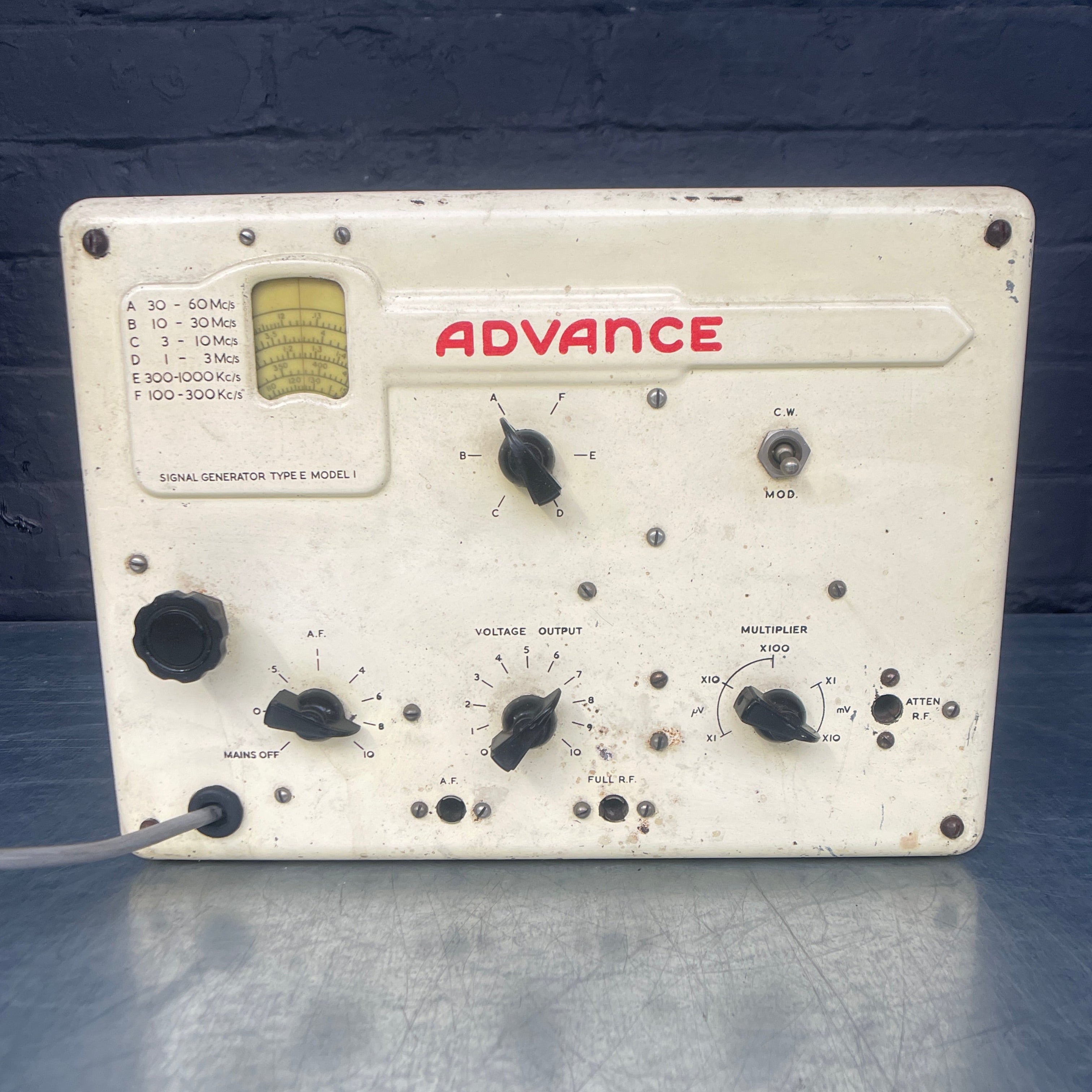 Electrical signal generator Qty 1 – Powerhouse Props