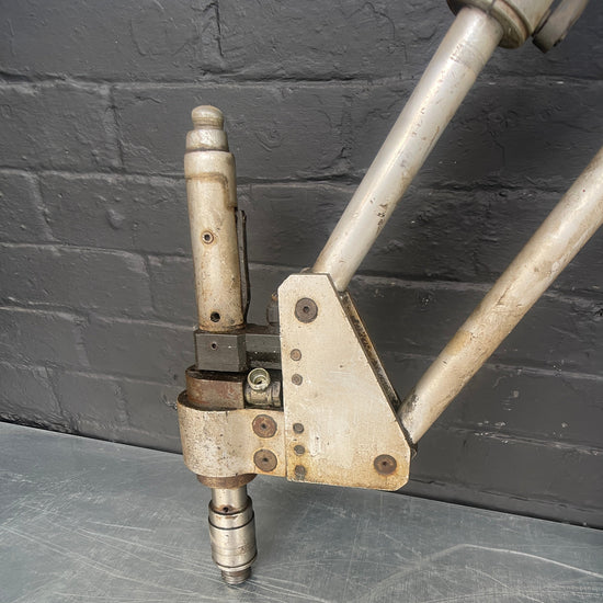 Hydraulic tapping machine arm Qty 2