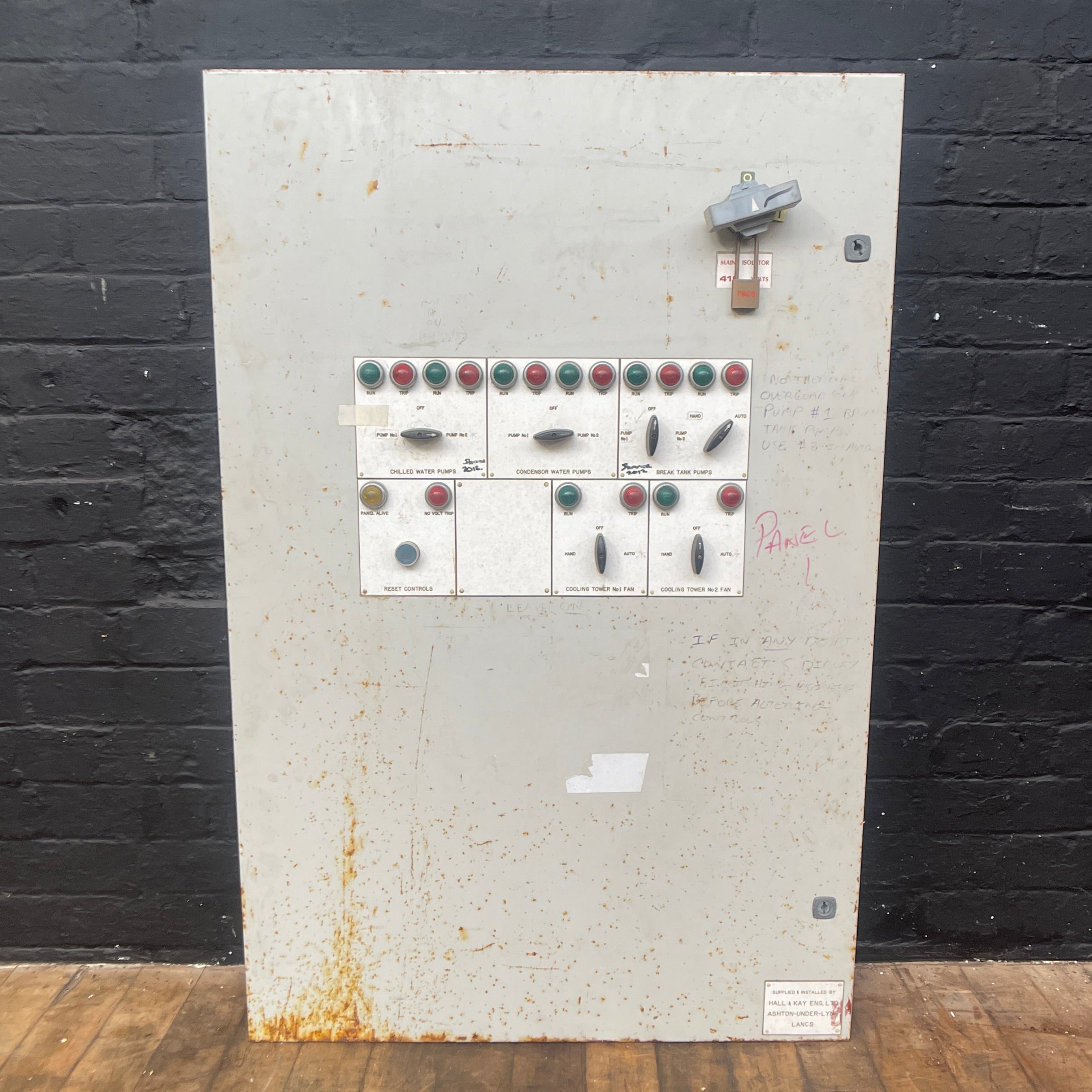 Electrical control panel Qty 1 – Powerhouse Props