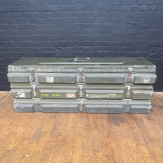 Military ammo weapons case Qty 7