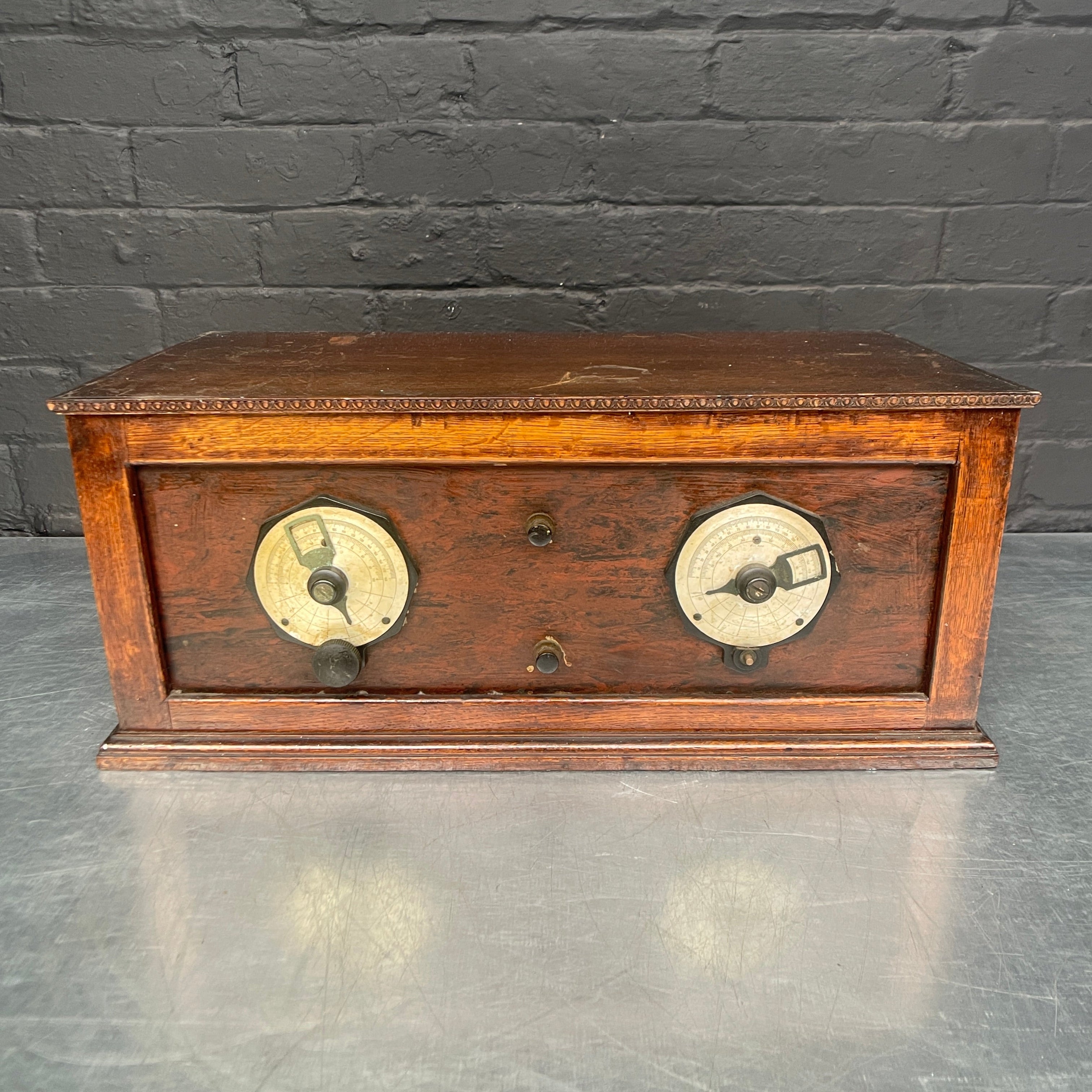 radio valve tuner electrical scientific Industrial powerhouse props prop rental hire vintage movie film set dec